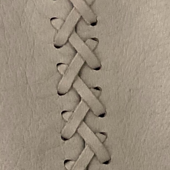 Buttery soft pail green leather jacket - Picture 6 of 11